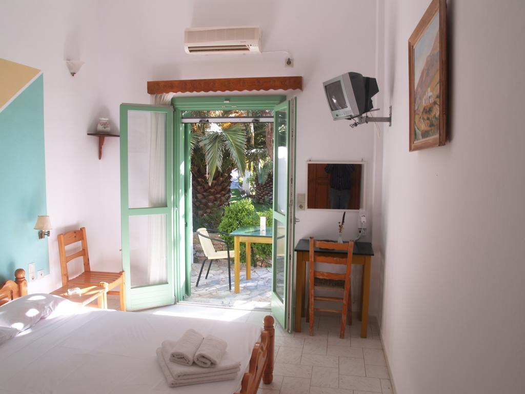 Pegasus Studios & Apartments Skyros Extérieur photo