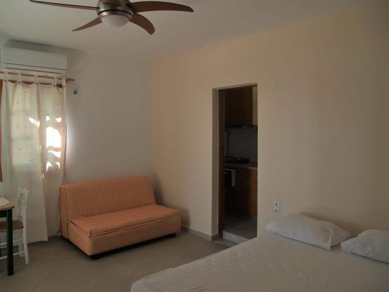 Pegasus Studios & Apartments Skyros Extérieur photo