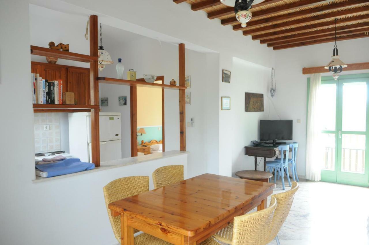 Pegasus Studios & Apartments Skyros Extérieur photo